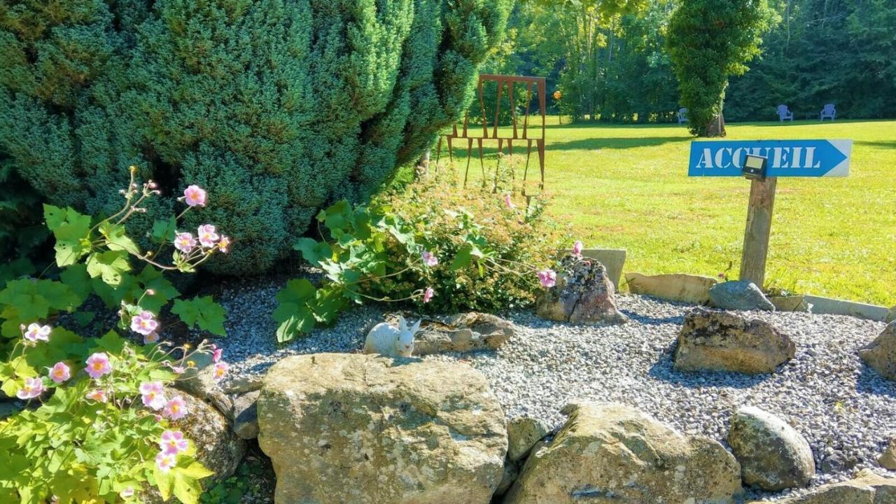 Domaine De L'Olifant Bed & Breakfast Champanges Exterior foto